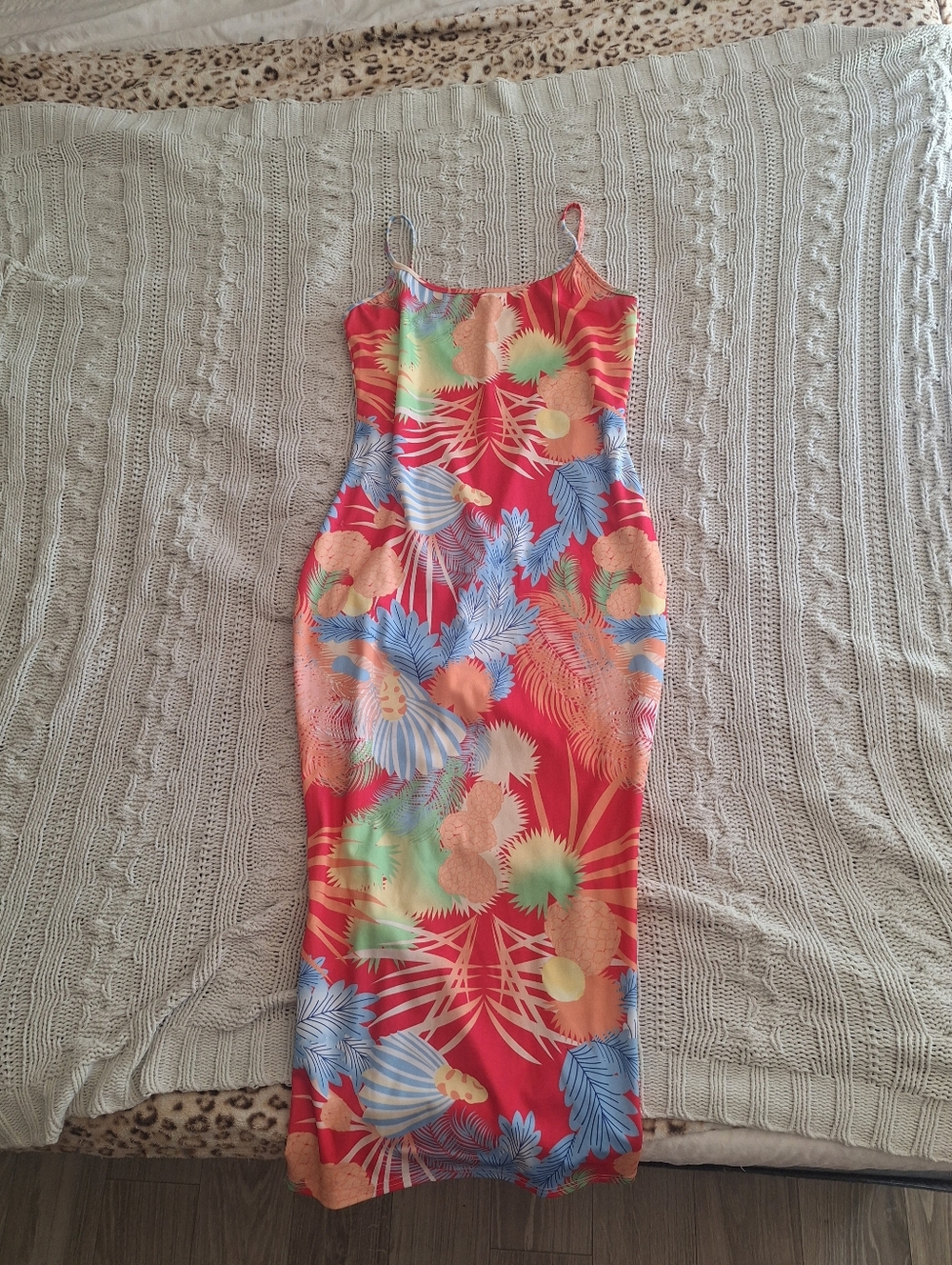 Woman's Tropical Floral Spaghetti Strap Maxi Sundress Size Medium